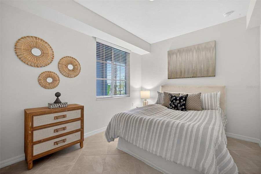Furnished interior view inside a new home in Heritage Landing, Punta Gorda (Image 11).