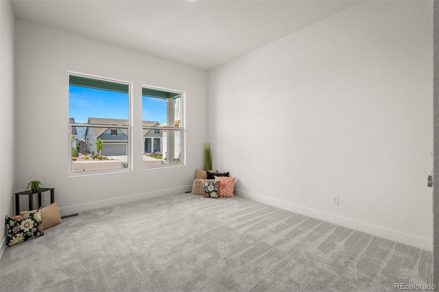 Image 37 of a home in Cloverleaf – Mountainview Collection.