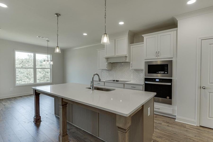 Furnished interior view inside a new home in , Jefferson (Image 6).