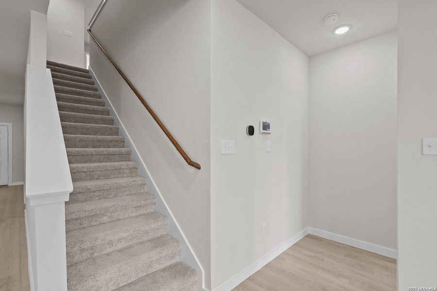 Spacious, unfurnished interior of a new home in Cinco Lakes, San Antonio (Image 30). Spacious, unfurnished interior of a new home in Cinco Lakes, San Antonio (Image 30).