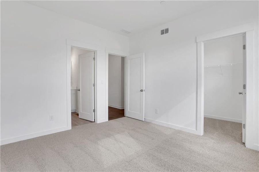 Spacious, unfurnished interior of a new home in Wisteria at GreenHouse, Marietta (Image 20). Spacious, unfurnished interior of a new home in Wisteria at GreenHouse, Marietta (Image 20).