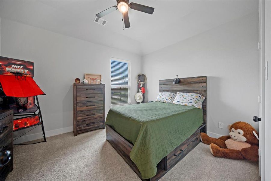 Furnished interior view inside a new home in , Waxahachie (Image 12).