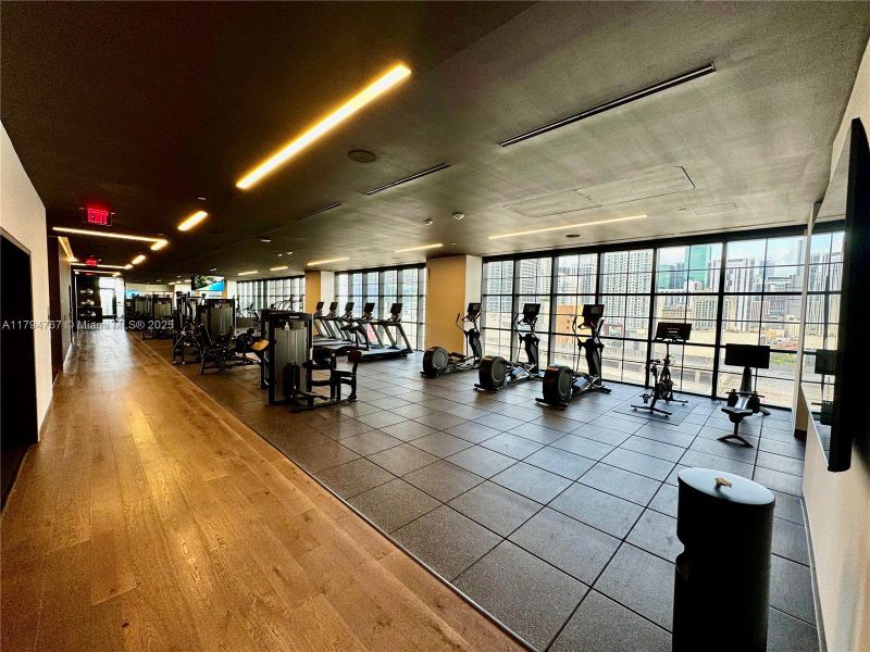 Image 27 of a home in .