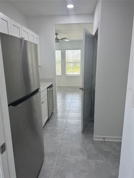 Spacious, unfurnished interior of a new home in , Haines City (Image 8).