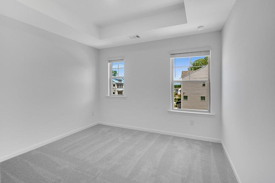 Spacious, unfurnished interior of a new home in Hampton Trace, Marietta (Image 25).