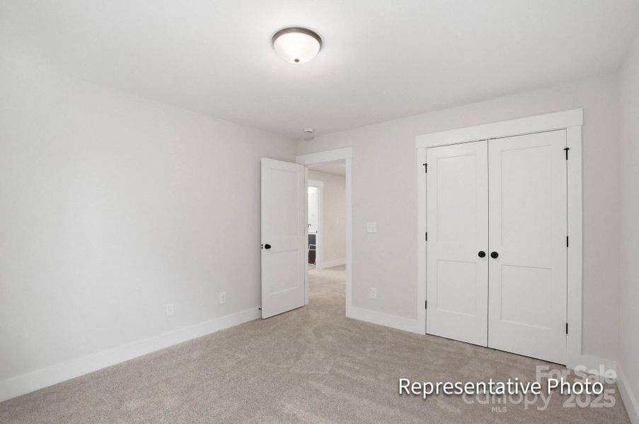 Spacious, unfurnished interior of a new home in Harrisburg Village, Harrisburg (Image 19).