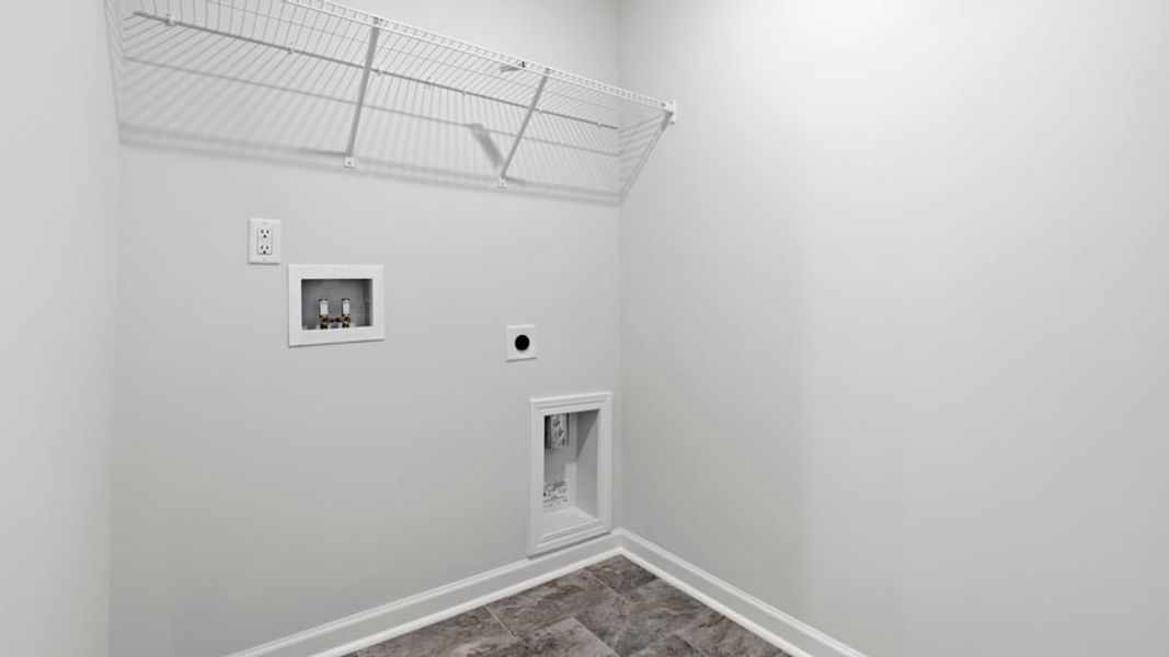 Spacious, unfurnished interior of a new home in Woodglen, Piedmont (Image 38). Spacious, unfurnished interior of a new home in Woodglen, Piedmont (Image 38).