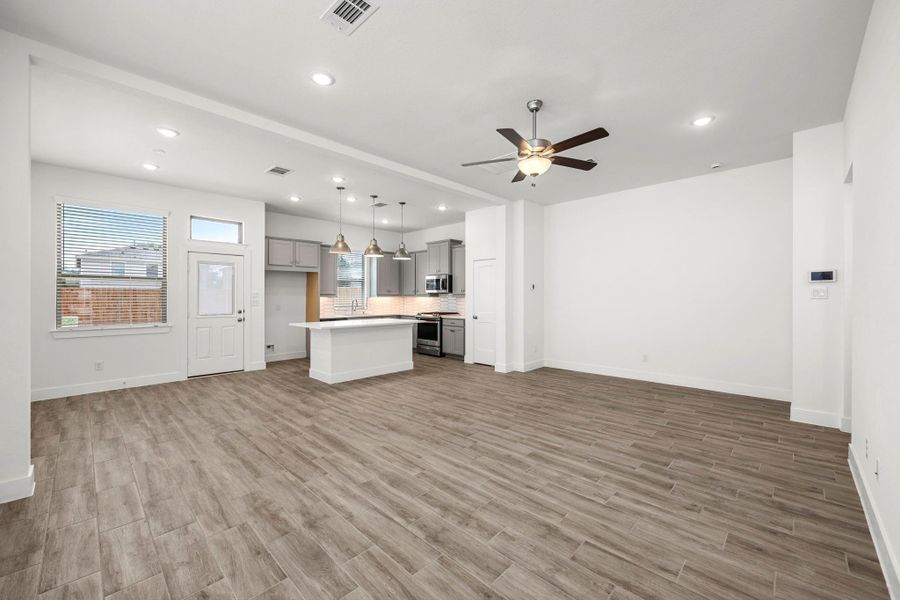 Spacious, unfurnished interior of a new home in Marvida, Cypress (Image 25).