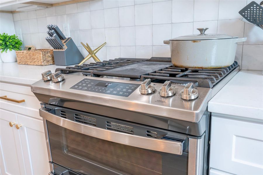 Image 32 of a home in . Image 32 of a home in .