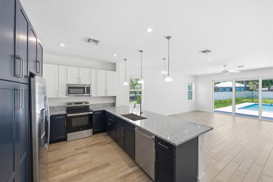 kitchen kitchen