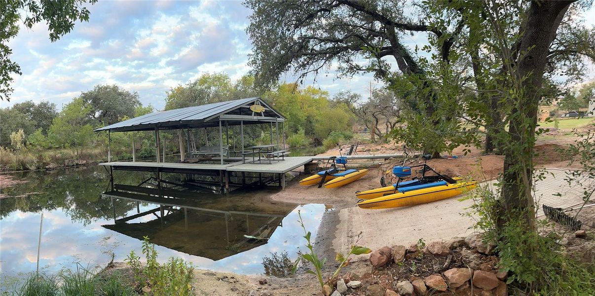 Dual boat dock , boat ramp, fishing pier and private beach Dual boat dock , boat ramp, fishing pier and private beach