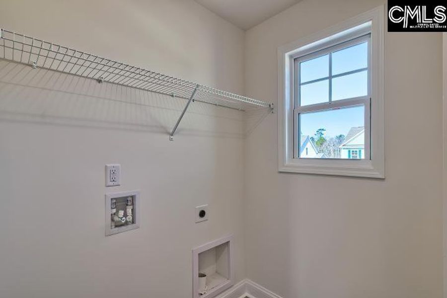 Spacious, unfurnished interior of a new home in Cottages at Roofs Pond, West Columbia (Image 33).