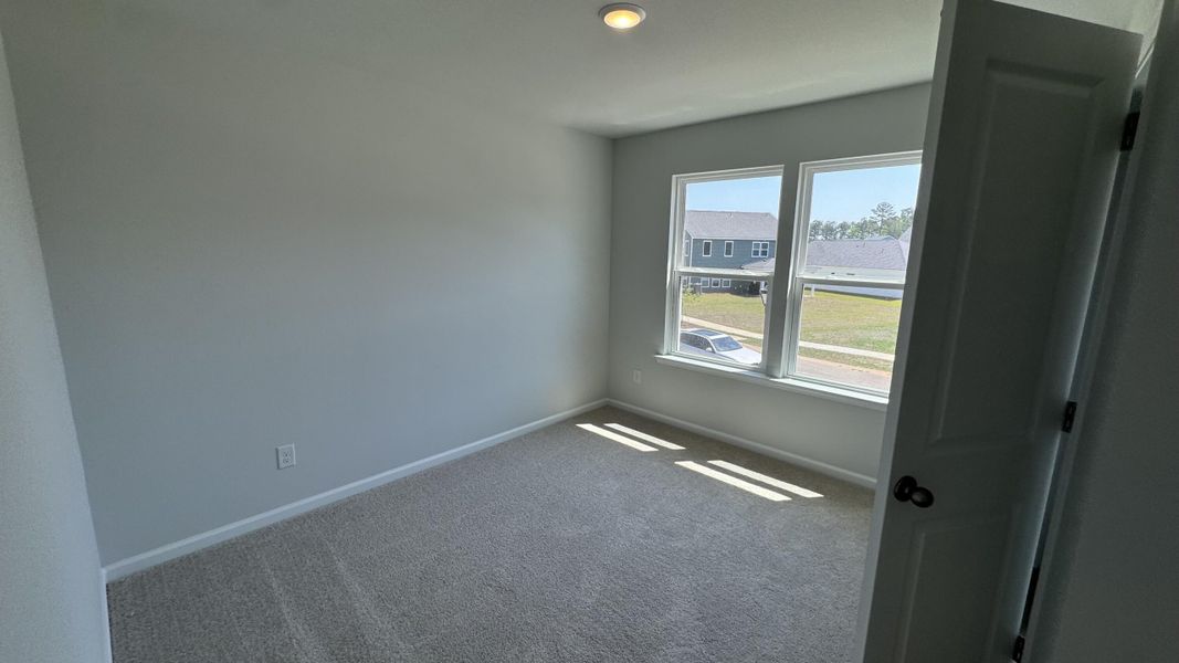 Spacious, unfurnished interior of a new home in Watson Hill, Summerville (Image 36).
