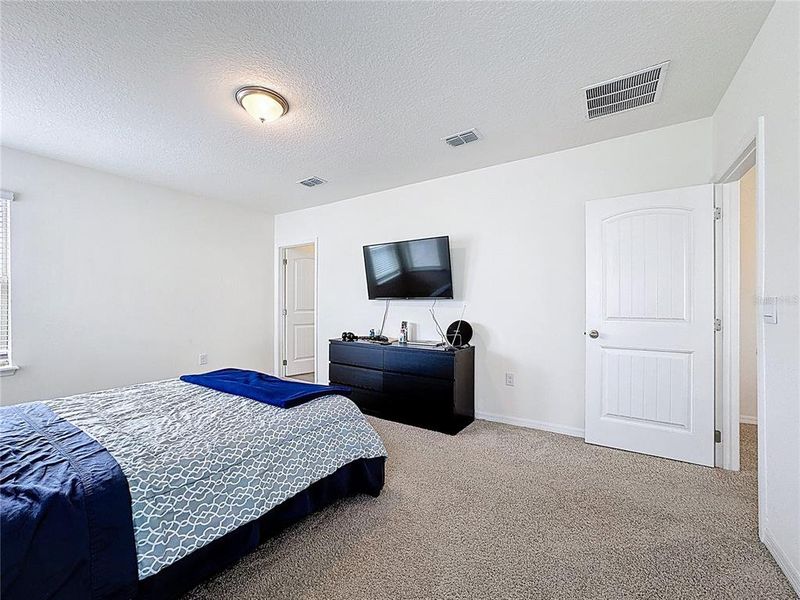 Furnished interior view inside a new home in , Winter Garden (Image 3).
