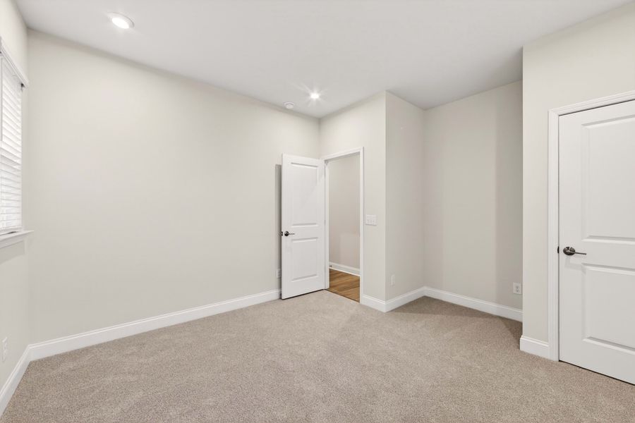 Spacious, unfurnished interior of a new home in Archer Row, Charlotte (Image 19). Spacious, unfurnished interior of a new home in Archer Row, Charlotte (Image 19).