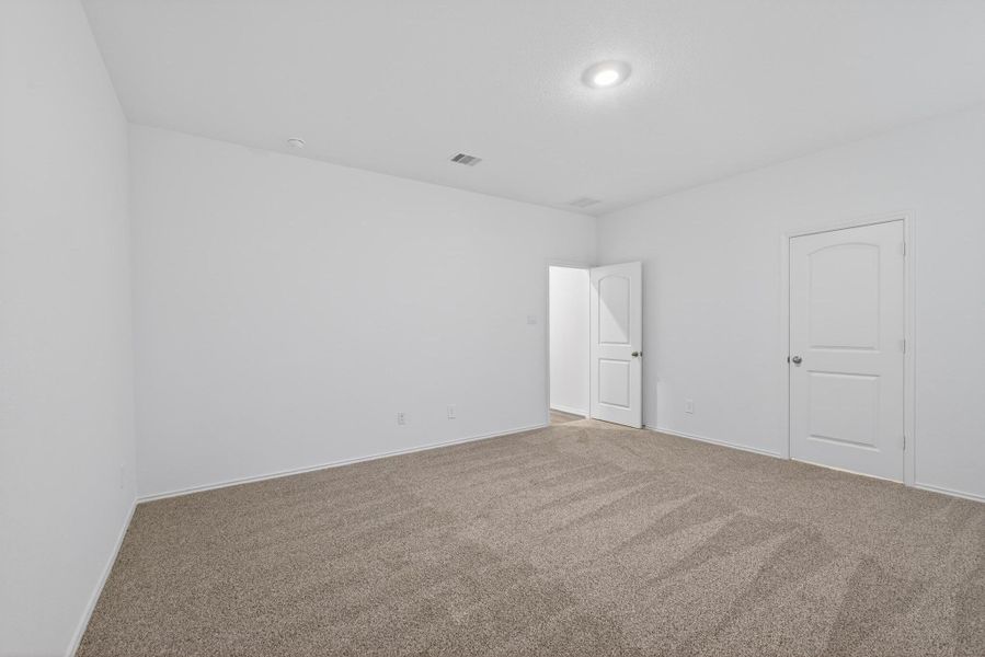 Spacious, unfurnished interior of a new home in Grand Pines, Magnolia (Image 16).