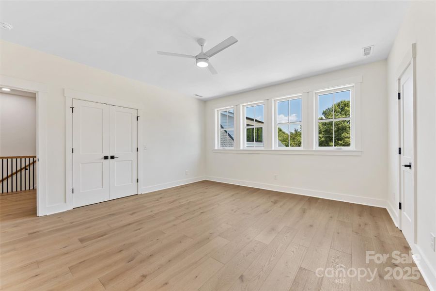 Spacious, unfurnished interior of a new home in , Waxhaw (Image 19). Spacious, unfurnished interior of a new home in , Waxhaw (Image 19).