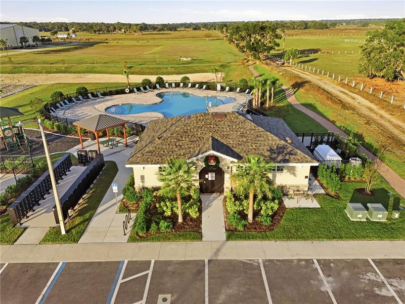 Community amenities in , Haines City (Image 28).