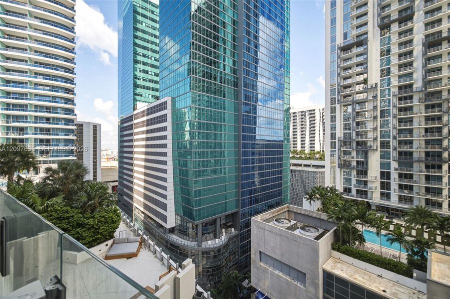Condo located in Miami, FL showcasing its design and architecture (Image 1). Condo located in Miami, FL showcasing its design and architecture (Image 1).