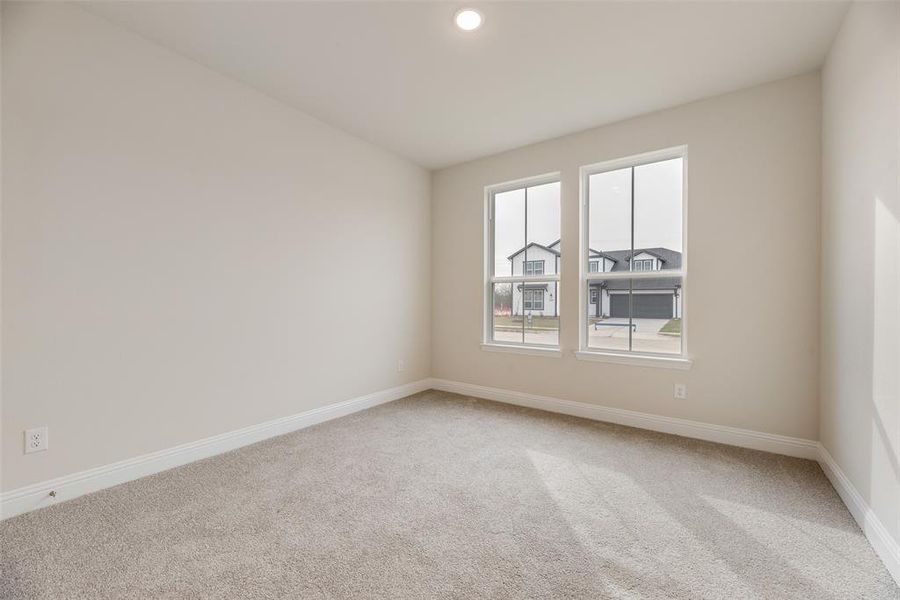 Spacious, unfurnished interior of a new home in Creekside of Crowley, Crowley (Image 28).