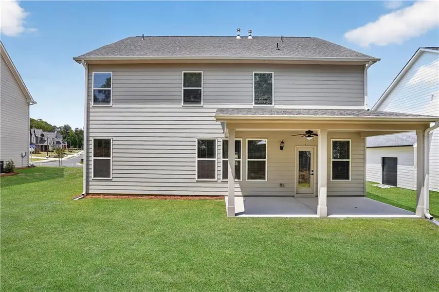 Exterior details and patio area of a home in , Villa Rica (Image 19).