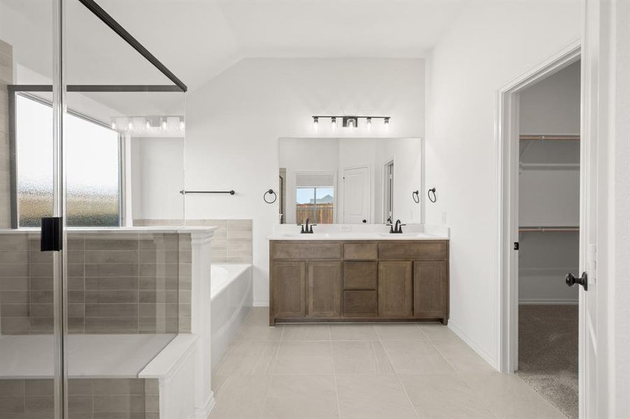 7729 Stubblefield- Primary Suite (4)