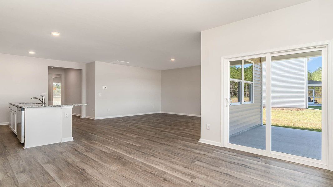 Image 21 of a home in Kingston Bay.