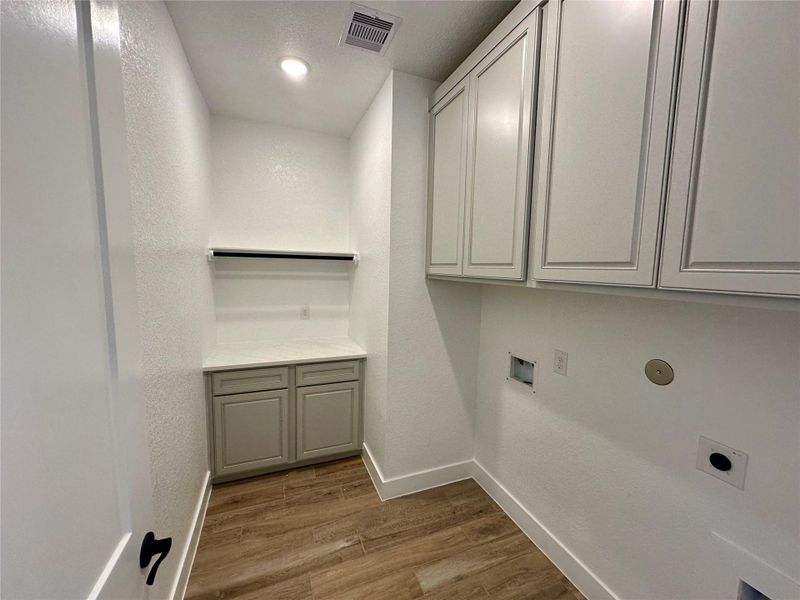 Furnished interior view inside a new home in Briarley, Montgomery (Image 9).