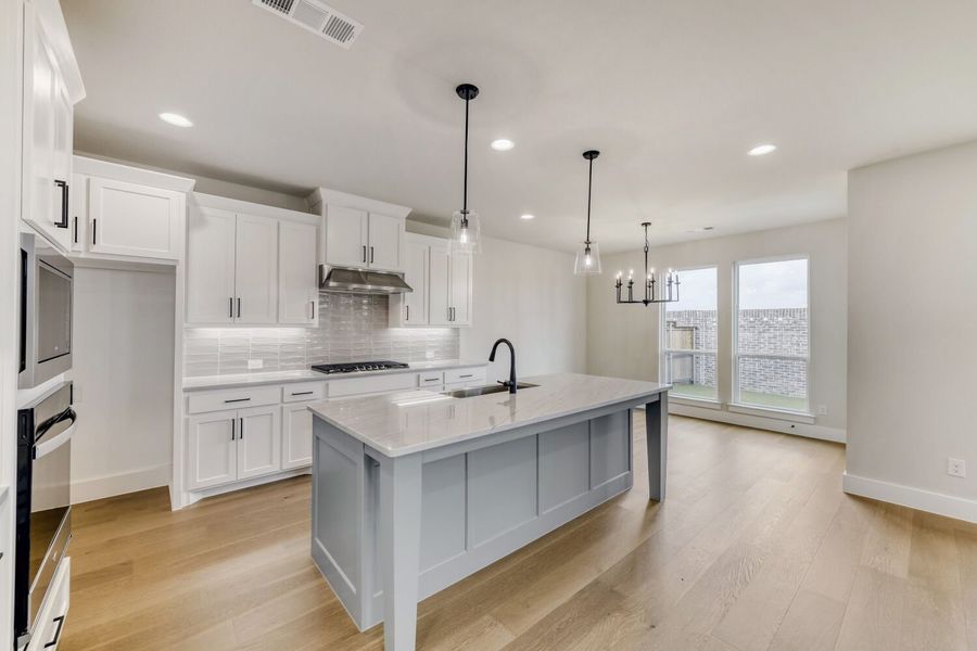 3245 Vaquero - Kitchen 3245 Vaquero - Kitchen