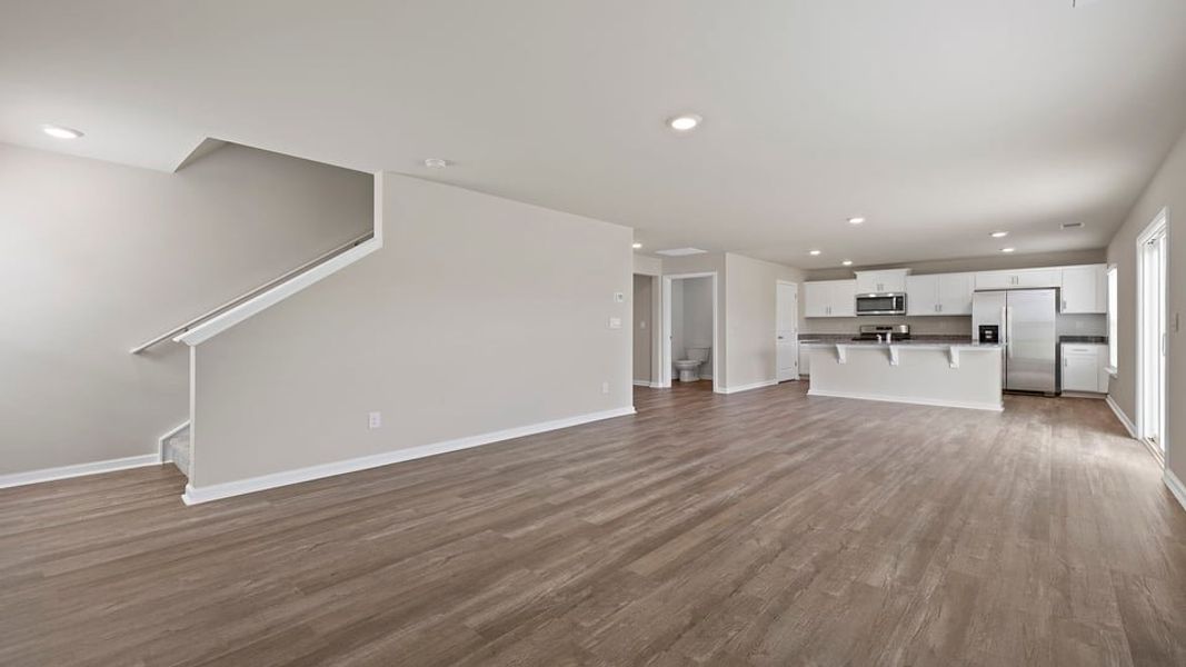 Spacious, unfurnished interior of a new home in Lakestone, Woodruff (Image 22).