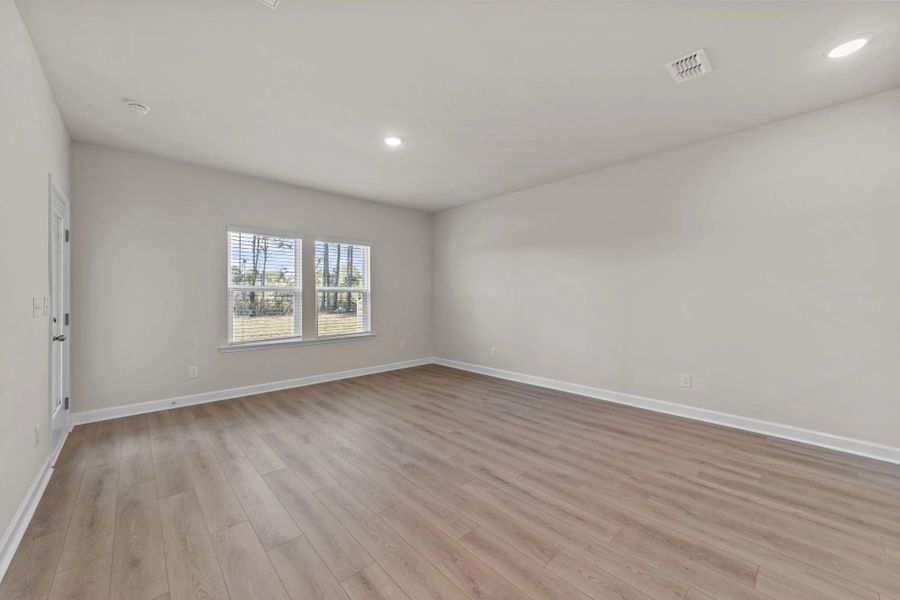 Spacious, unfurnished interior of a new home in Blue Heron Retreat, Little River (Image 11). Spacious, unfurnished interior of a new home in Blue Heron Retreat, Little River (Image 11).