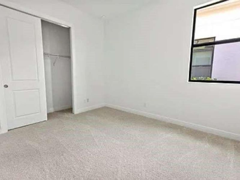 Spacious, unfurnished interior of a new home in , Port St. Lucie (Image 11).