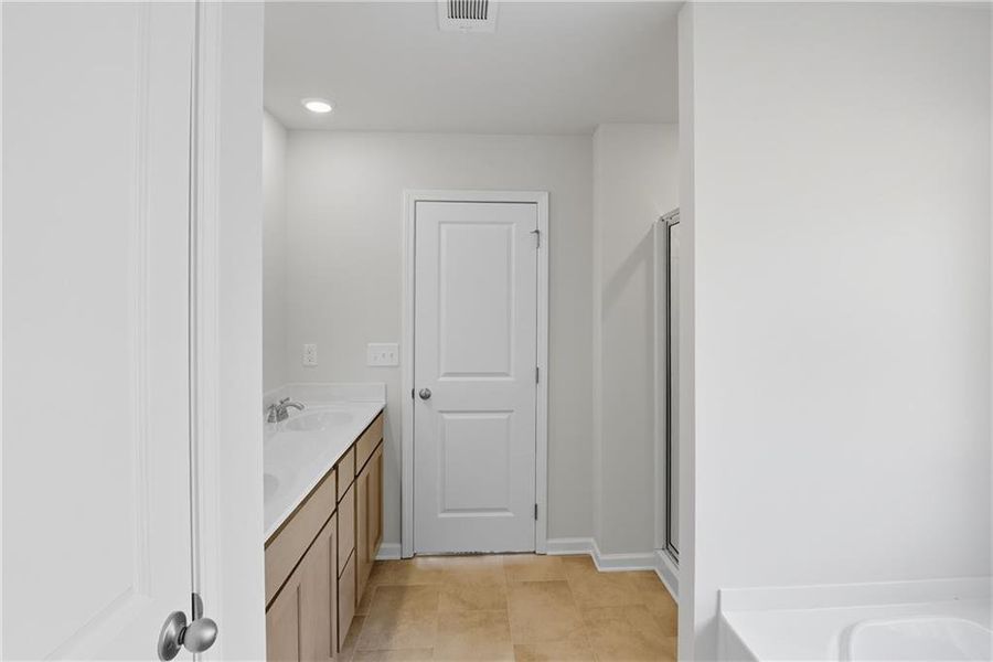 Image 15 of a home in The Reserve at Willow Oaks. Image 15 of a home in The Reserve at Willow Oaks.