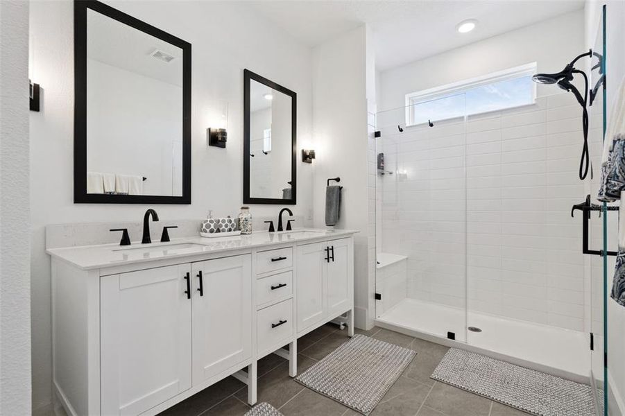 Furnished interior view inside a new home in , Winter Garden (Image 19).