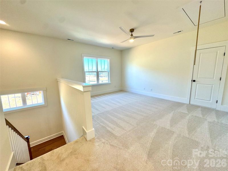 Spacious, unfurnished interior of a new home in Cumberland, Concord (Image 23).