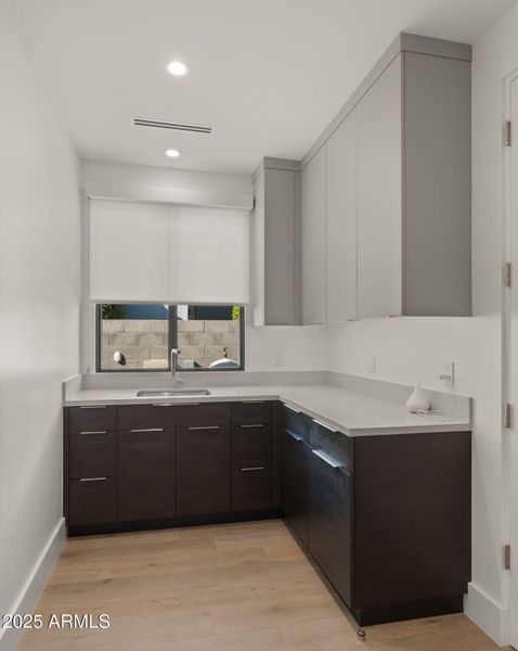 60-web-or-mls-Laundry Room1