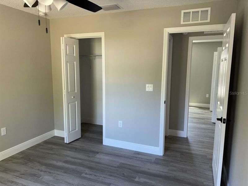 Spacious, unfurnished interior of a new home in , Dunnellon (Image 15).