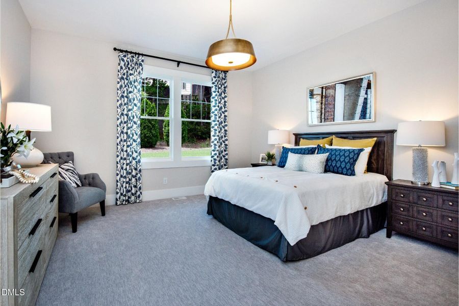 LOCE_0058_00-Sebastian J_Bedroom 2