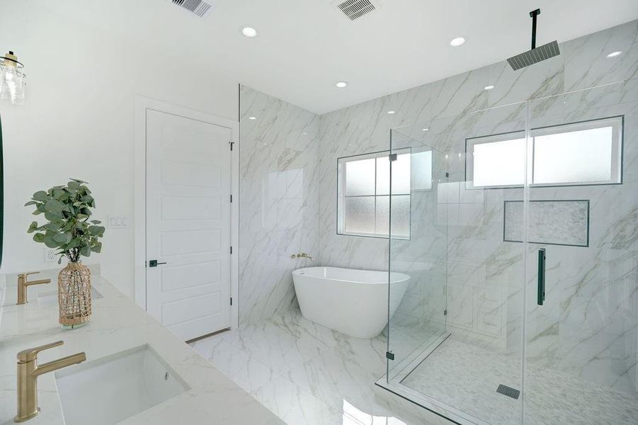 Furnished interior view inside a new home in , Conroe (Image 18).