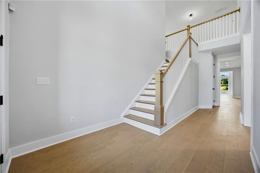Spacious, unfurnished interior of a new home in Yellowstone Farms, Cumming (Image 30).
