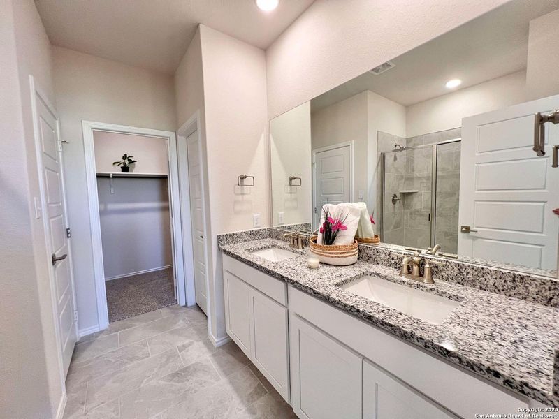 Furnished interior view inside a new home in Horizon Pointe, Converse (Image 10). Furnished interior view inside a new home in Horizon Pointe, Converse (Image 10).