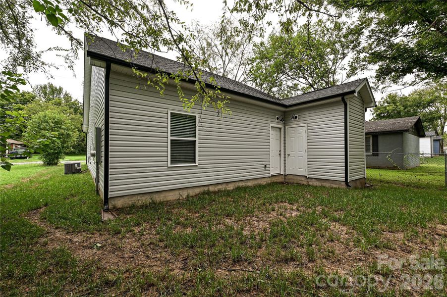 Exterior details and patio area of a home in , Rock Hill (Image 3).