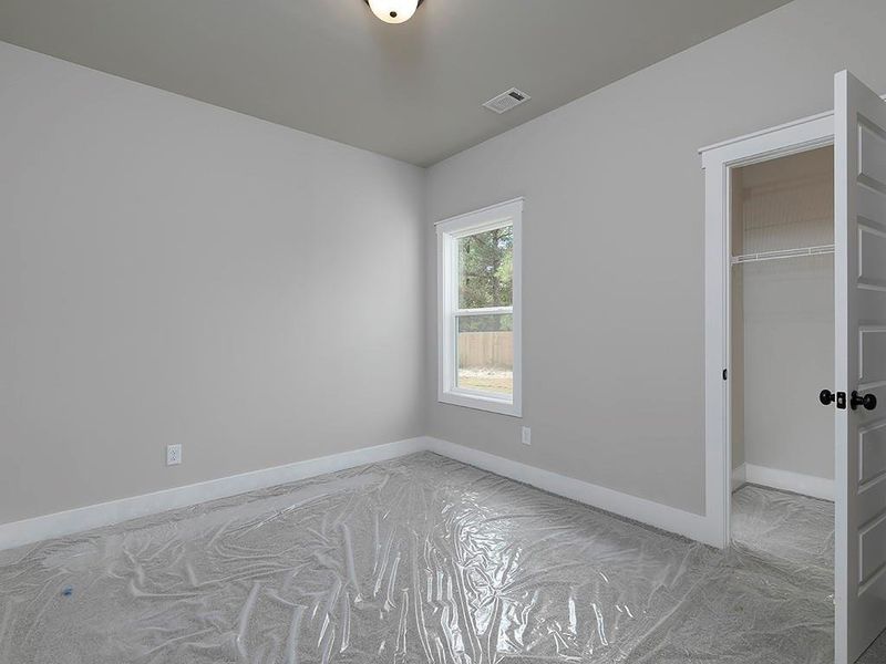 Spacious, unfurnished interior of a new home in , Dallas (Image 33).