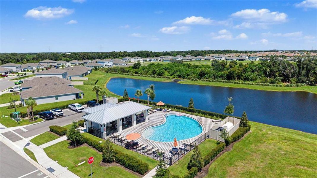 Community amenities in Mandarin Grove, Palmetto (Image 35).
