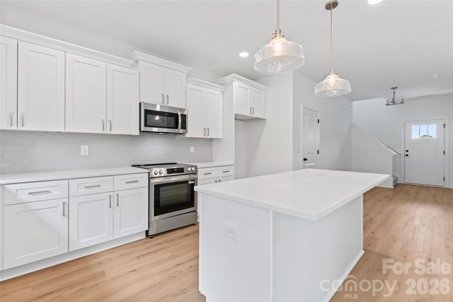 Furnished interior view inside a new home in , Kannapolis (Image 7).