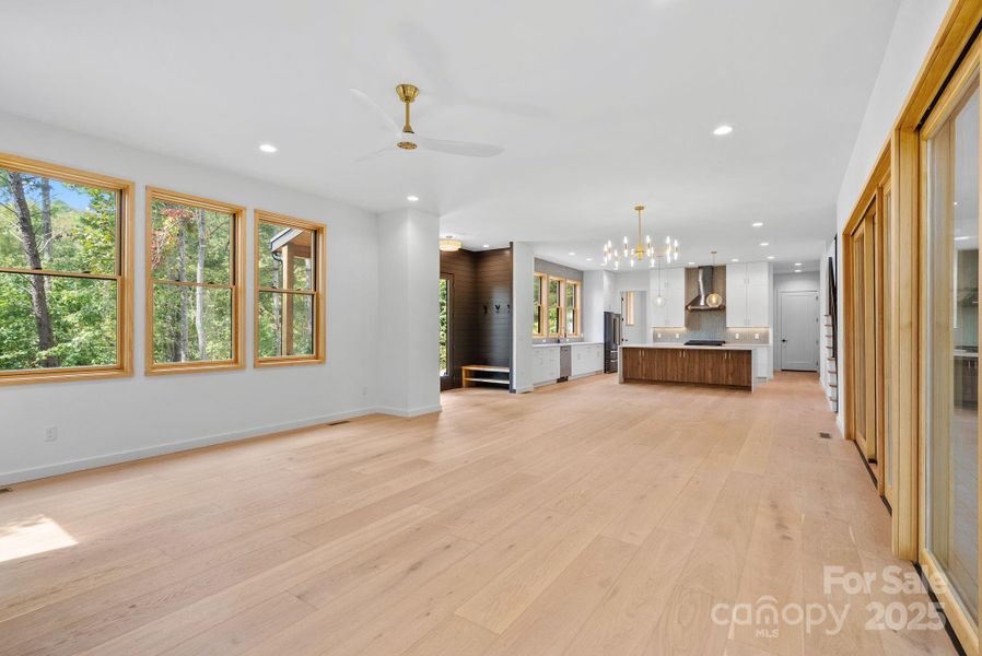 Spacious, unfurnished interior of a new home in , Asheville (Image 24).