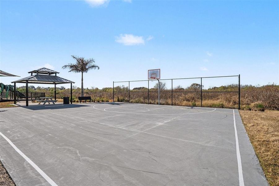 Community amenities in , Plant City (Image 32). Community amenities in , Plant City (Image 32).