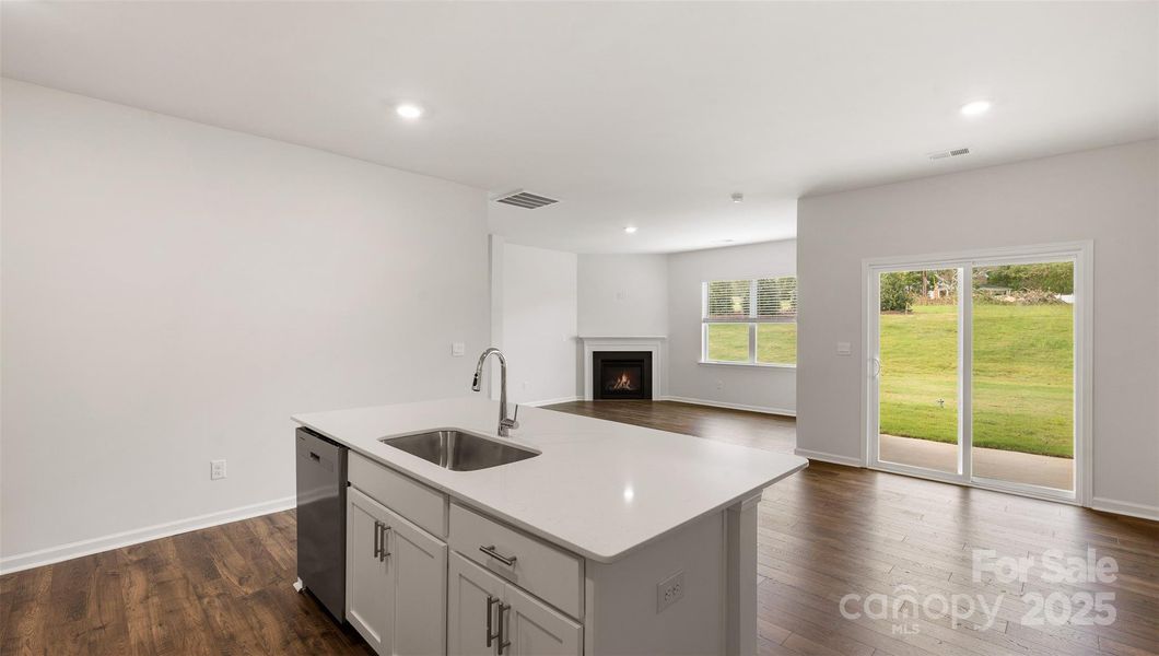 Photos are representative Photos are representative