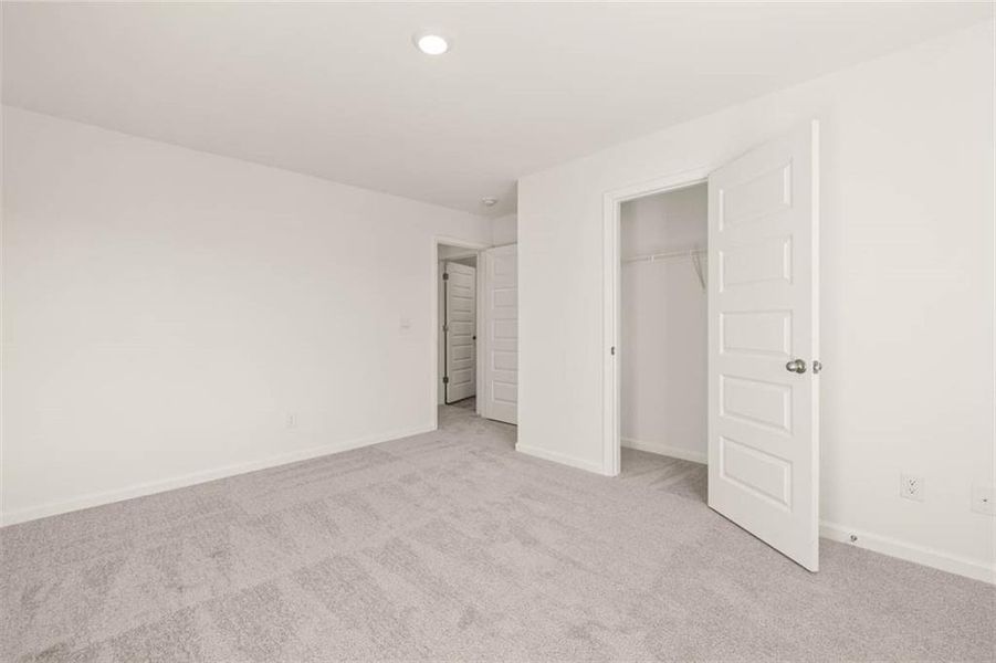 Spacious, unfurnished interior of a new home in Westland, Bogart (Image 28). Spacious, unfurnished interior of a new home in Westland, Bogart (Image 28).