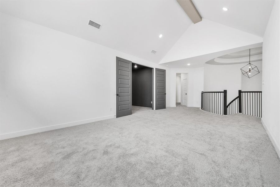 Representative image. Features, specifications, selections and colors may vary. Representative image. Features, specifications, selections and colors may vary.